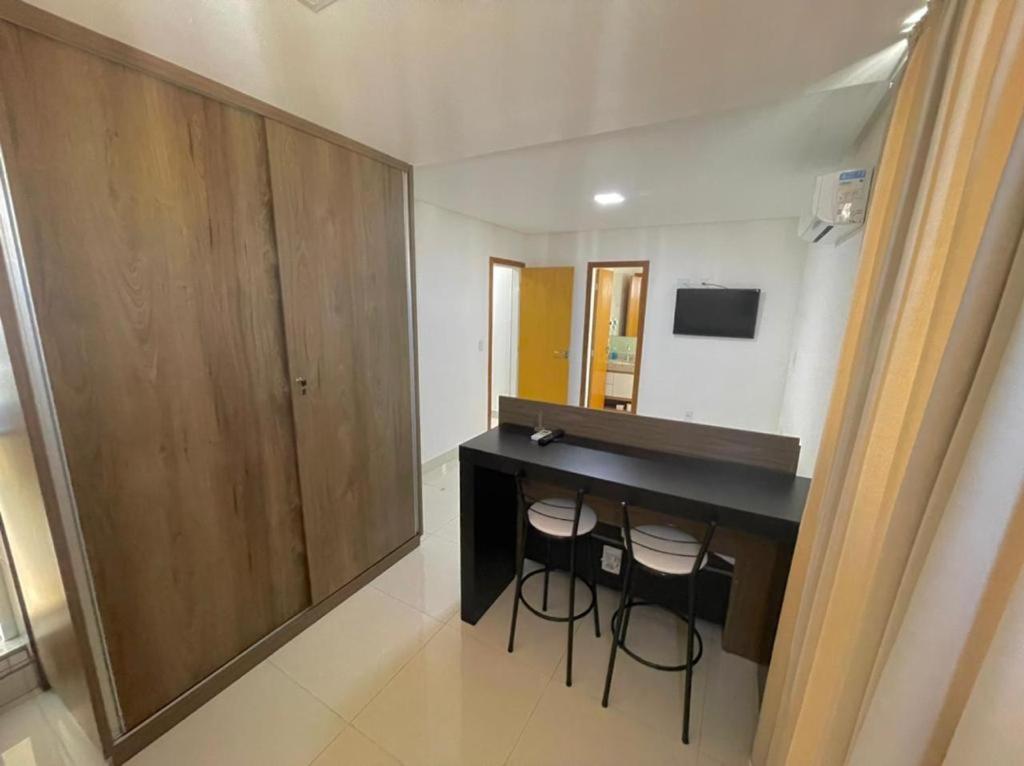 Apartamento Edificio Paris Apartment กวาราปารี ภายนอก รูปภาพ
