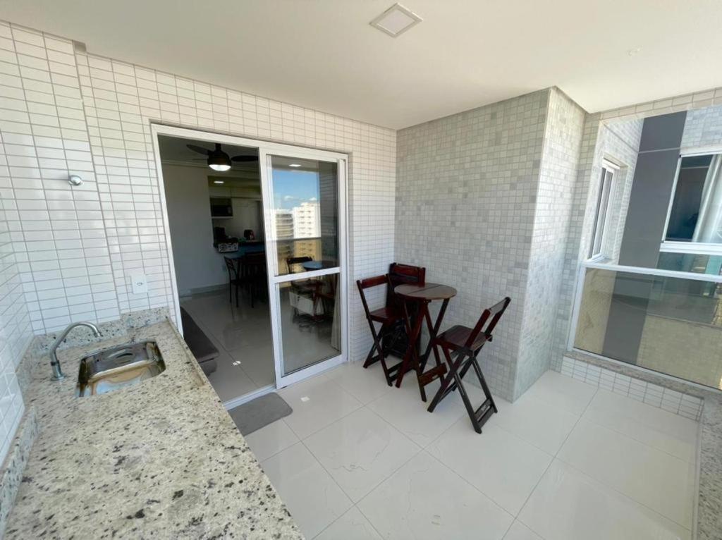 Apartamento Edificio Paris Apartment กวาราปารี ภายนอก รูปภาพ