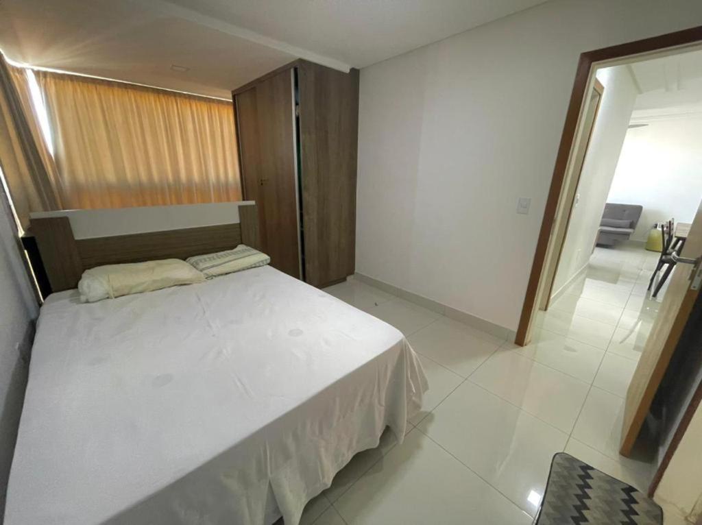 Apartamento Edificio Paris Apartment กวาราปารี ภายนอก รูปภาพ